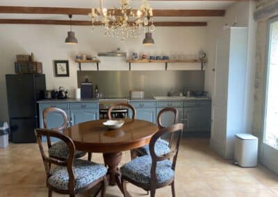 Gite le Noyer kitchen